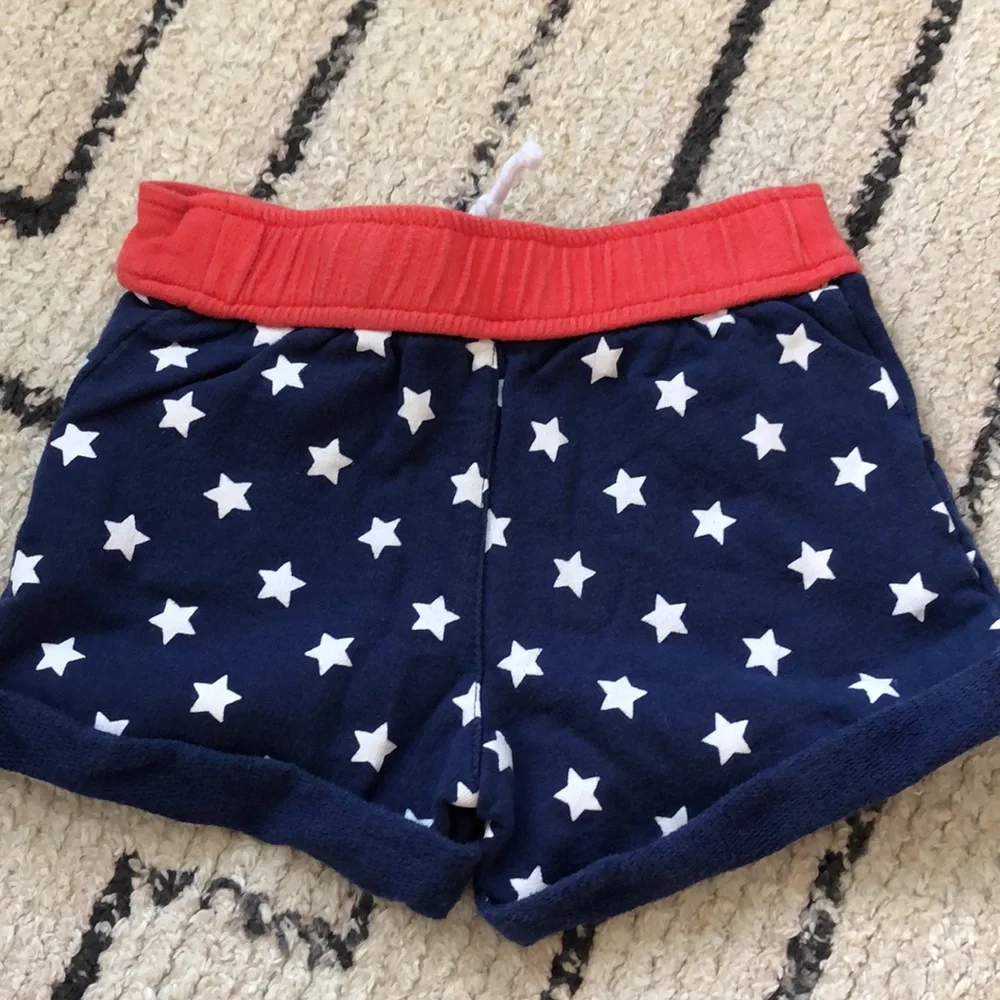 Carter’s star shorts